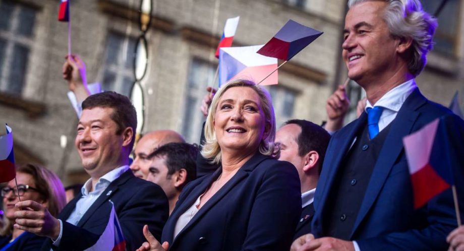 Scandale : Marine le Pen aperçue se recueillant sur la tombe du SS inconnu
